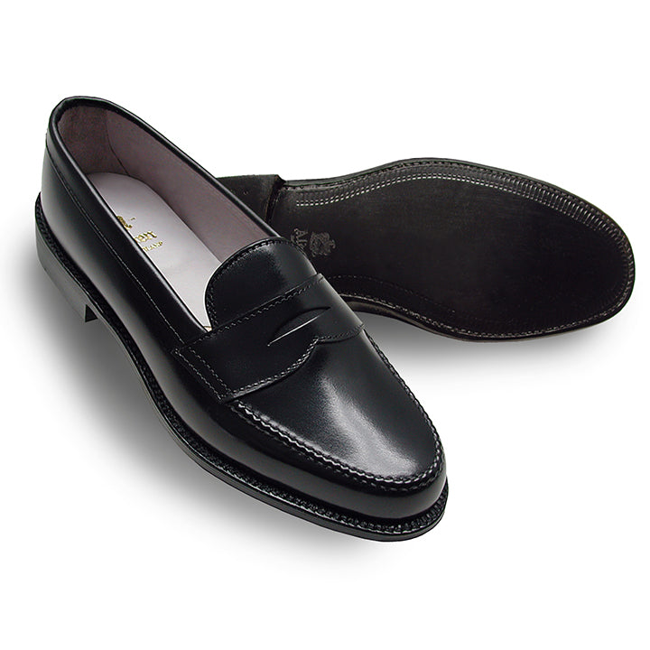 981 Leisure Handsewn Moccasin Penny Loafer (Black Calf)